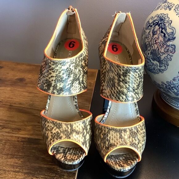 BCBGeneration Faux Snakeskin Heels 👠‎ - Picture 7 of 8